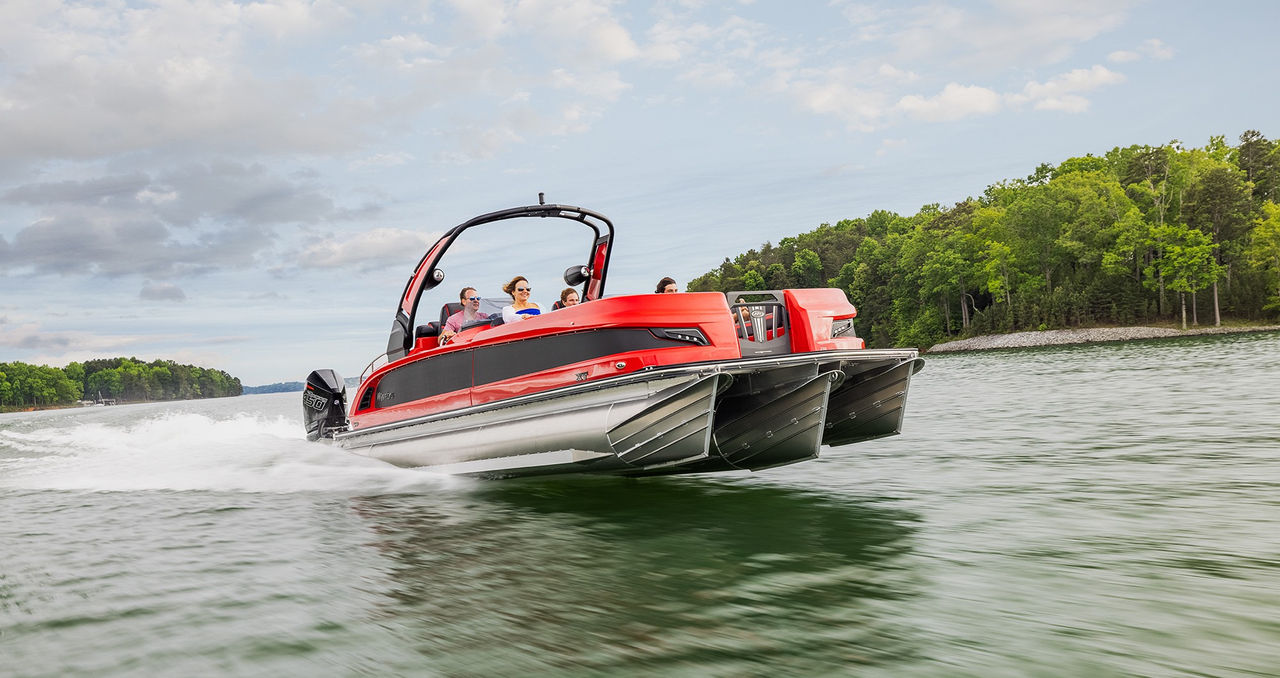 The Ultimate Pontoon Buyers Guide 2023: Essential Tips for Smart Purchasing