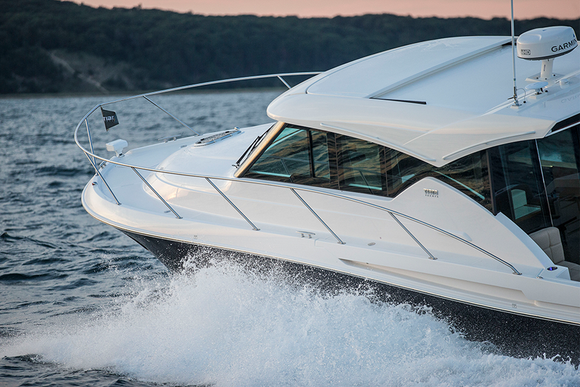 Everything about the Tiara 39 Coupe Yacht: Comprehensive Guide for Yachting Enthusiasts