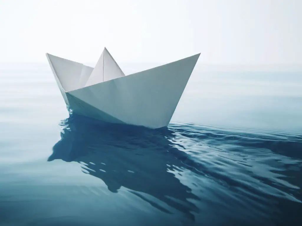how to make a paper boat essay