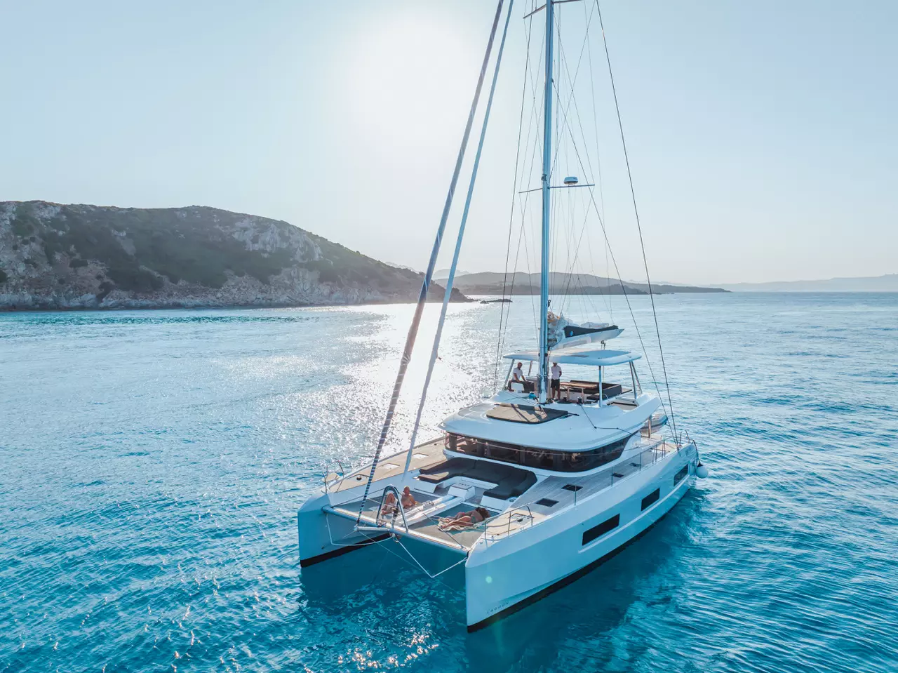Catamaran Boat: Insider Tips for a Smooth Sailing Experience
